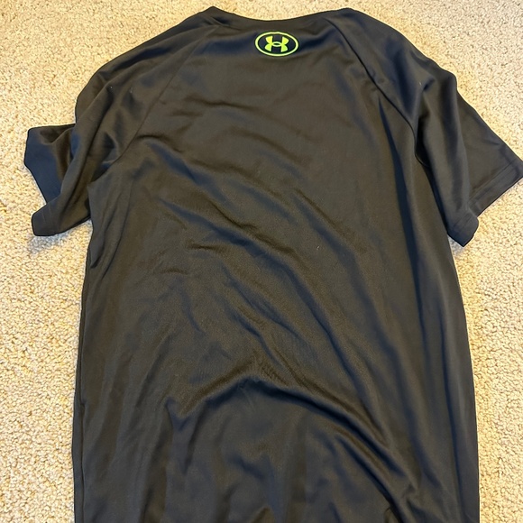 Under Armour T-Shirt, Black with Lime Green, Youth Medium - Picture 2 of 2
